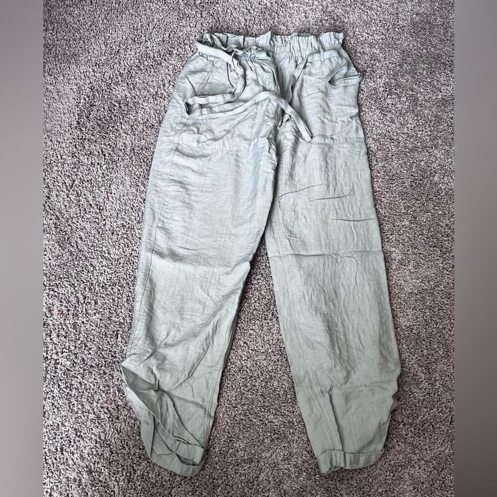 Weekend Date Dusty Sage Cropped Paperbag Waist Pants
Lulus - Picture 7 of 11